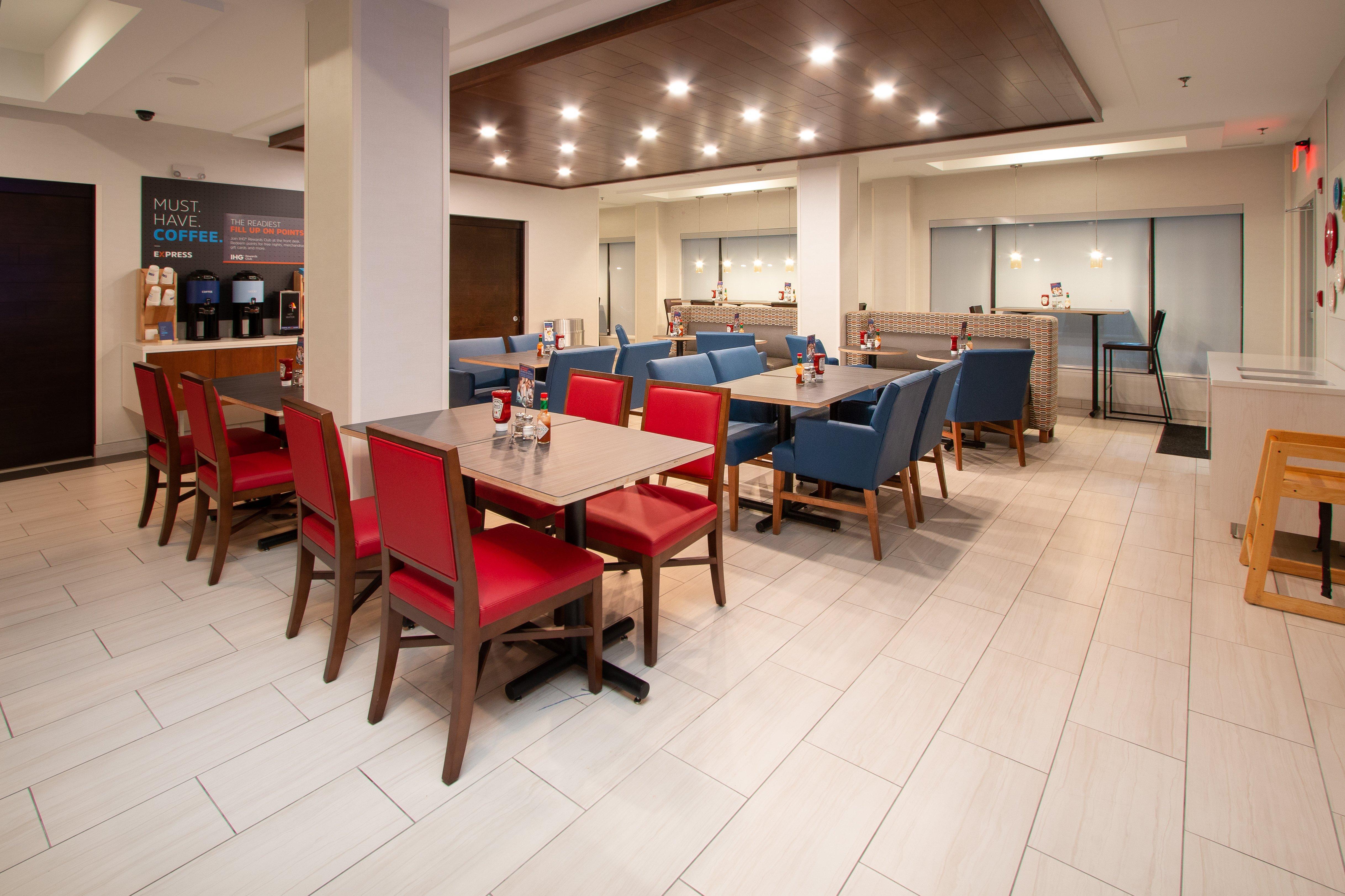 Holiday Inn Express & Suites Tupelo By Ihg Extérieur photo